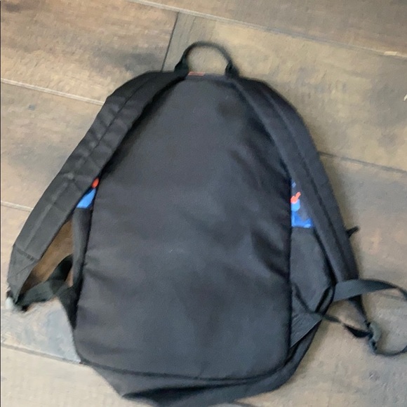 Camo backpack 🎒 - Picture 4 of 5